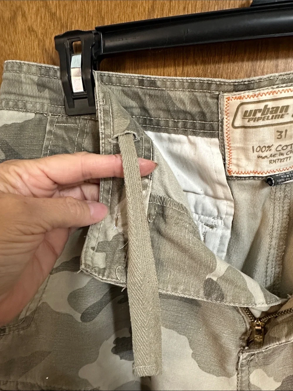 urban pipeline Men's Camo Cargo Shorts - Beige & Olive